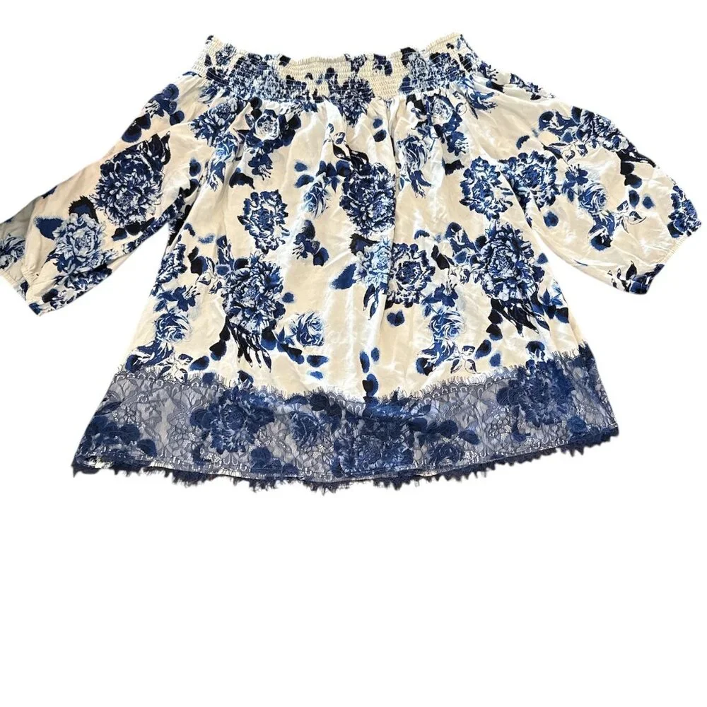 Chelsea & Theodore off the Shoulder Blouse Floral & Lace - Picture 2 of 4